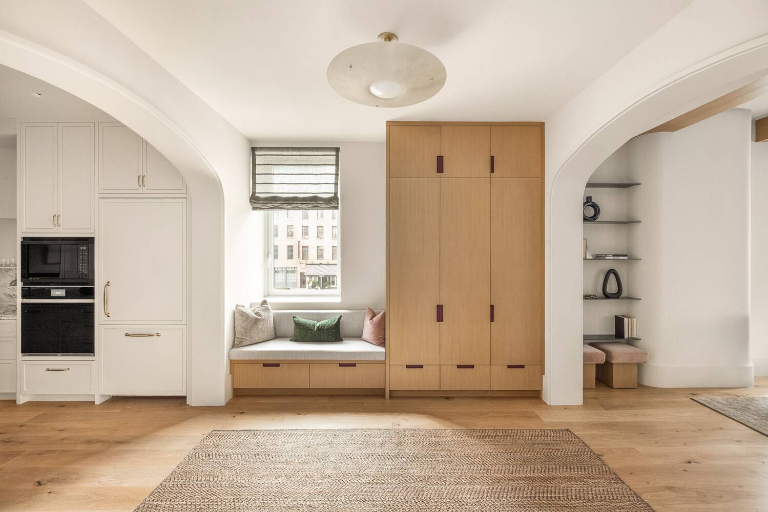 A full floor loft reimagined by BUILTIN studio, where design clarity meets downtown sophistication.
