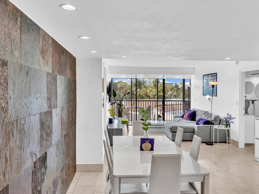 Enjoy full condo amenities without ever stepping into the elevator.