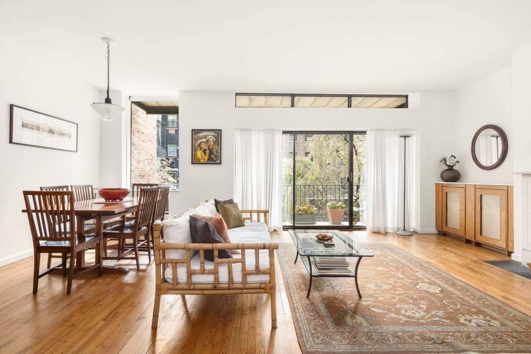 Tucked into one of the Fitzroy townhouses on a classic West Chelsea block, this full floor two bedroom feels like the kind of place people don t expect to find ...