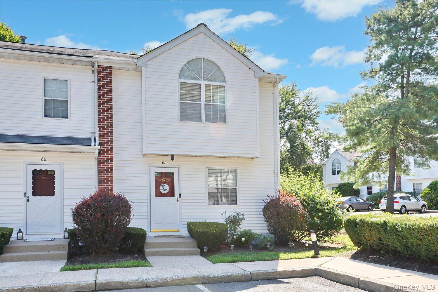 Stunning, move in ready end unit townhouse in Village Mill !