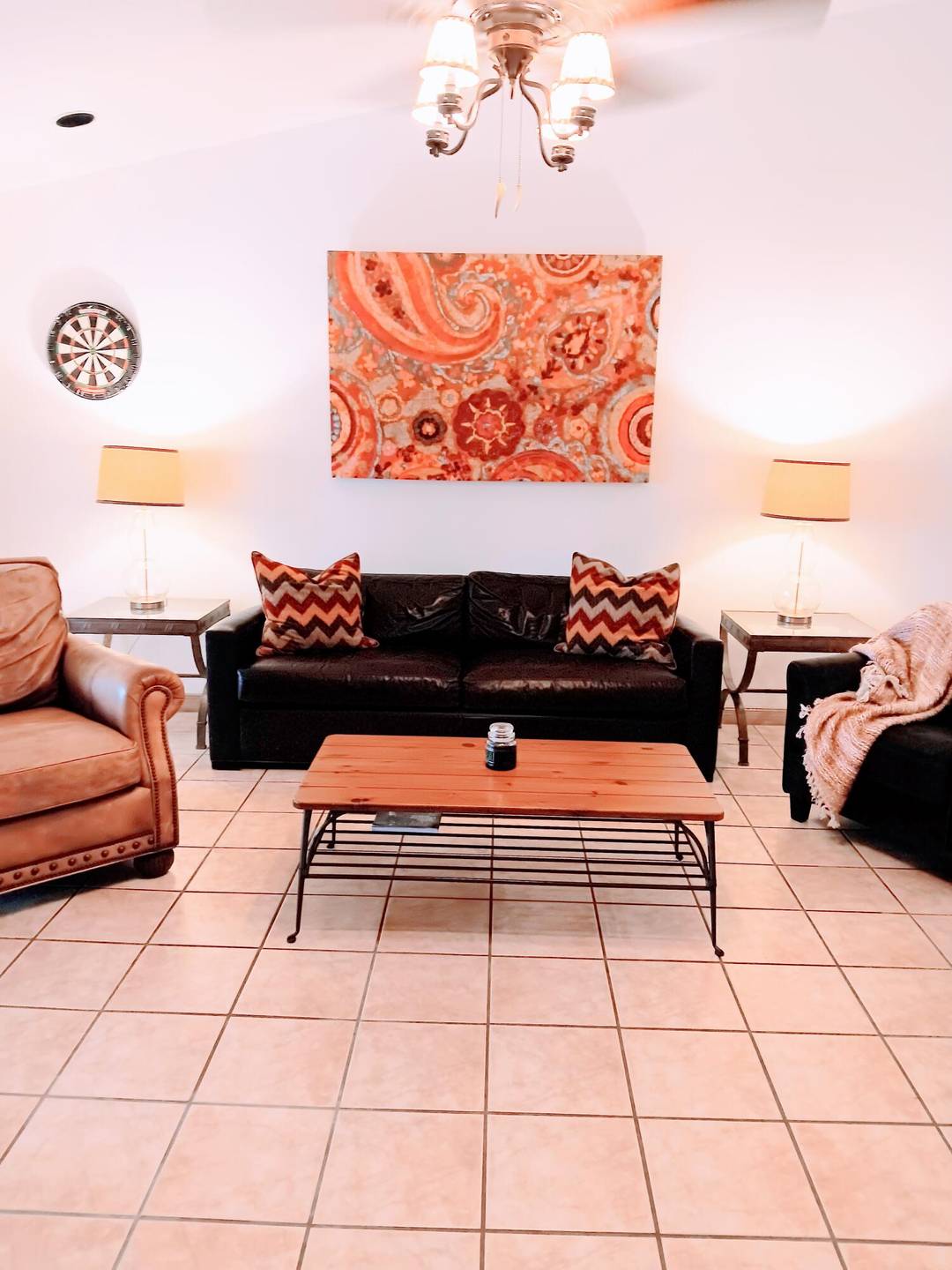 Conveniently located villa in the heart of Wellington.