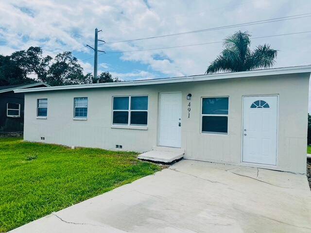 This freshly renovated 4 bedroom, 1 bath home is move in ready.