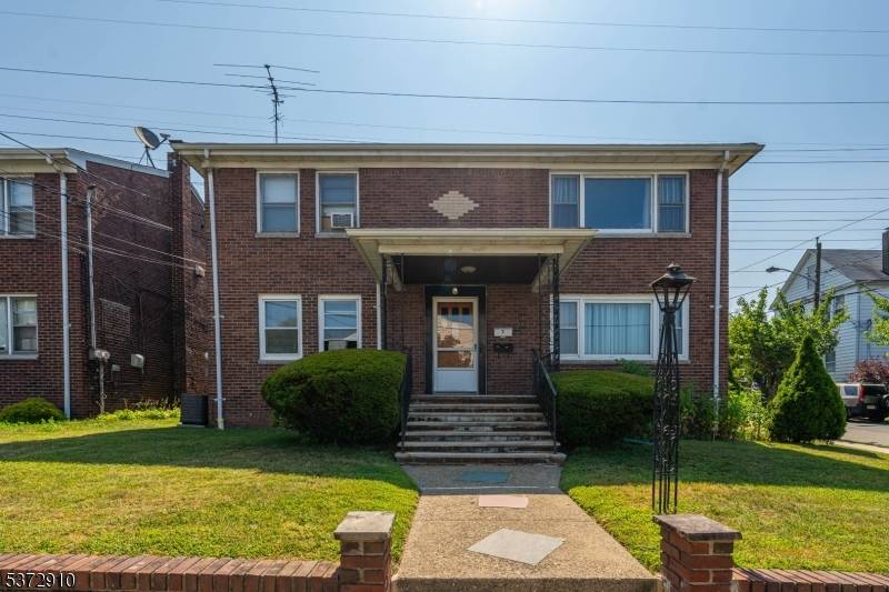 Don't miss this excellent opportunity to own a well maintained multi family property in the heart of Belleville !