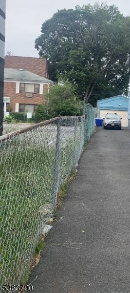 Legal 3 family house located in Paterson.