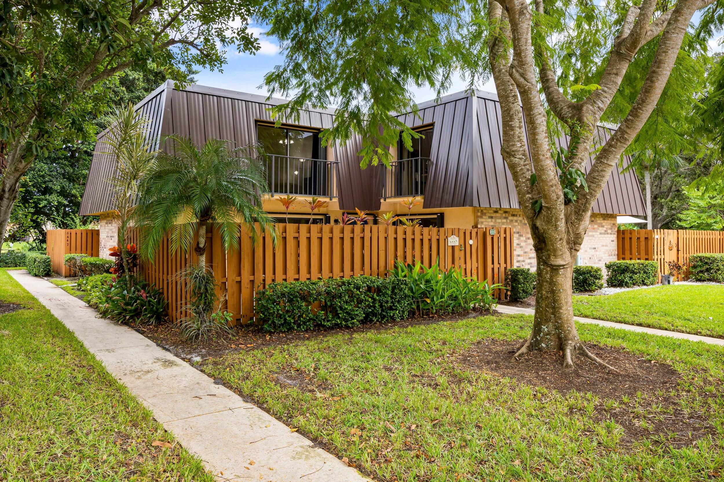 Welcome to this beautifully updated 2 bedroom, 2.