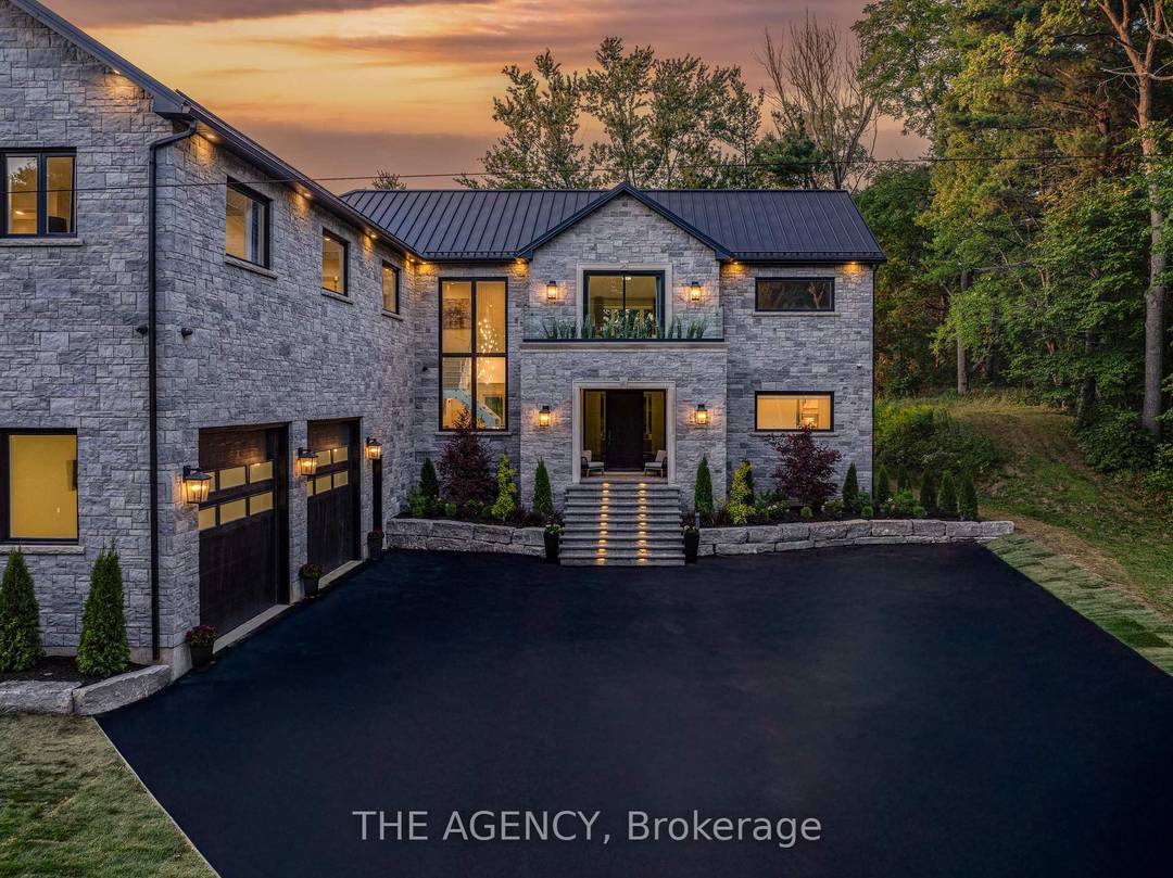 Introducing Bridlewood Estate at 1067 Jerseyville Road, Ancaster where timeless design meets modern indulgence.