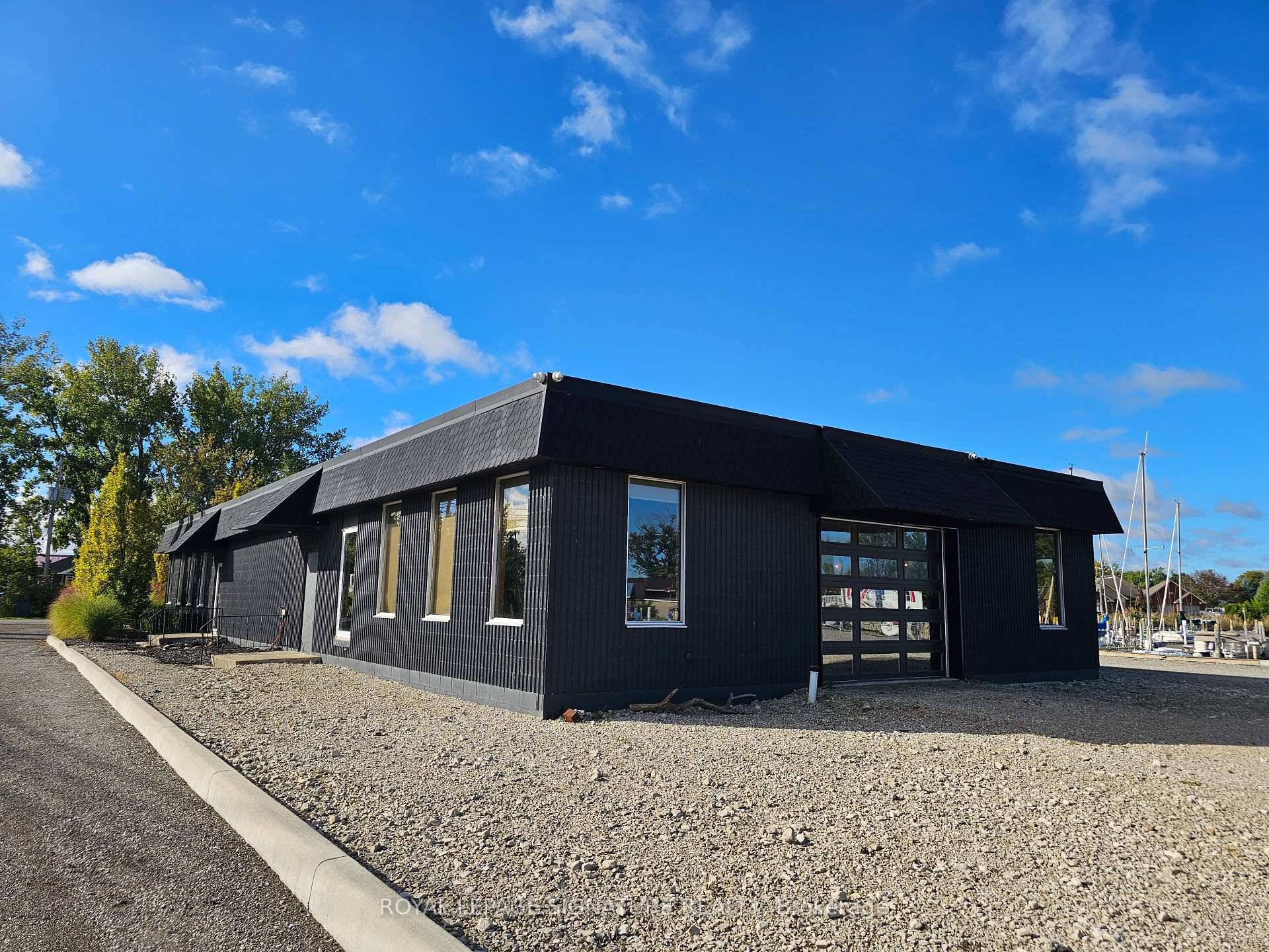 This 4, 100 sq ft vacant restaurant space for lease is located in the heart of Lighthouse Cove, Tilbury a charming waterfront community known for its marina lifestyle and relaxed ...