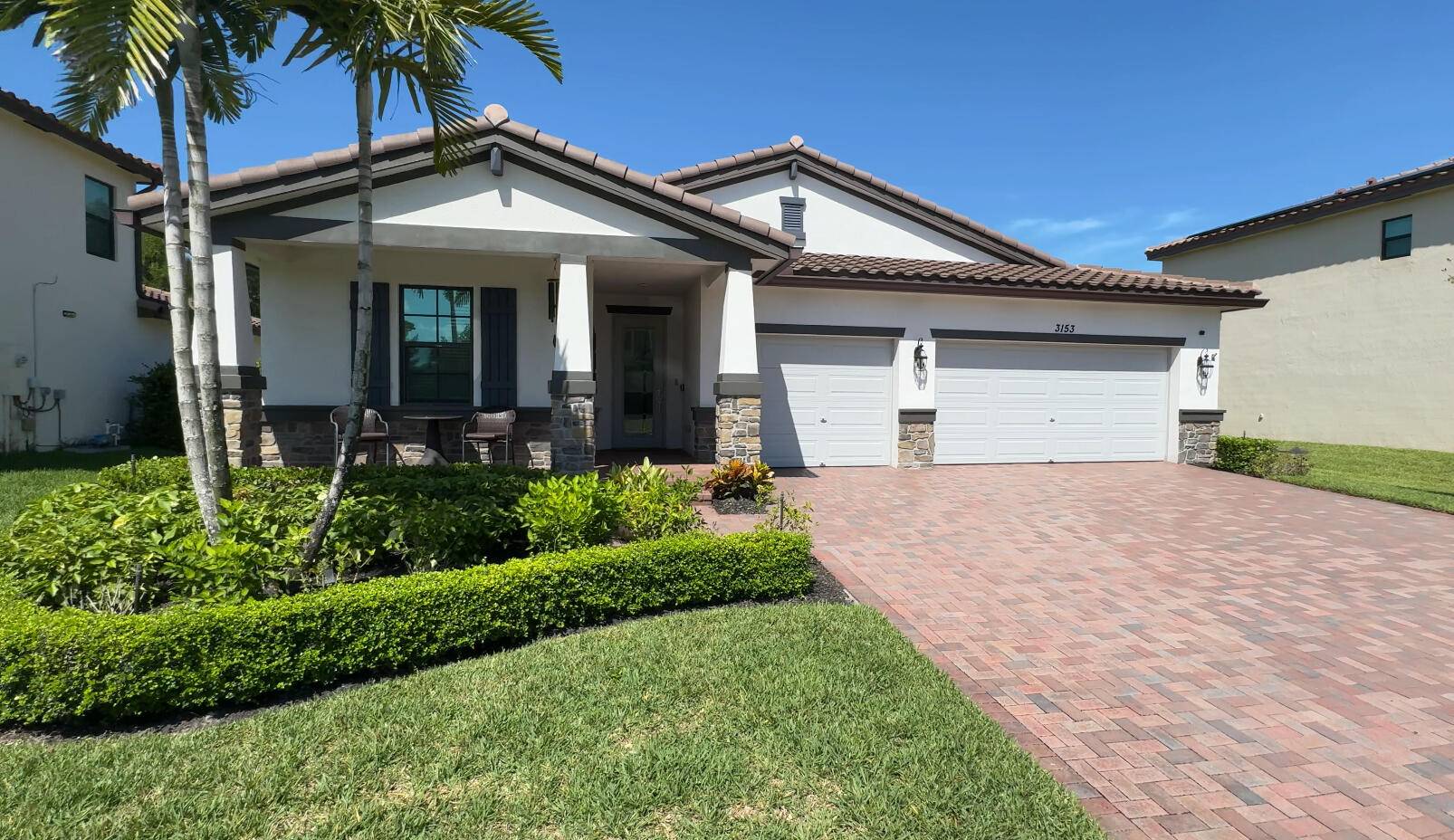 4 3 3 and a den this beautiful like new home in Bellasera of Royal Palm Beach blends nature and beauty in one.