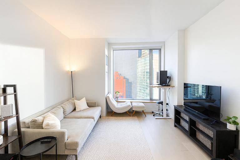 Flexible lease term. No Pets.