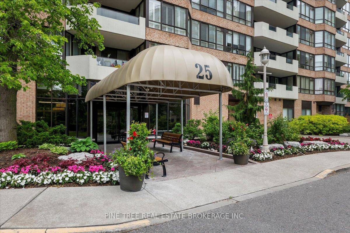 Immediately Available ! Tridel's Waldon Pond II located at 25 Austin Drive, Markham, across from the Markville Mall.