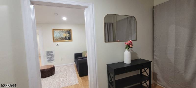 Sophisticated Spacious commuter's Dream in Irvington, NJ !