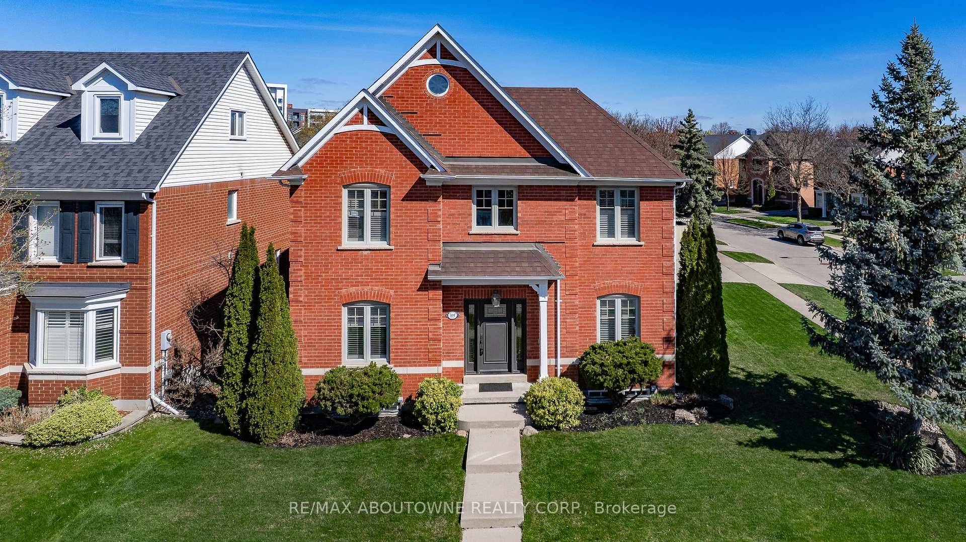 OPEN HOUSES SATURDAY, SEPT 27th amp ; SUNDAY, SEPT 28th, 2 4PM at 101 WESTCHESTER RD, OAKVILLE This is THE house !