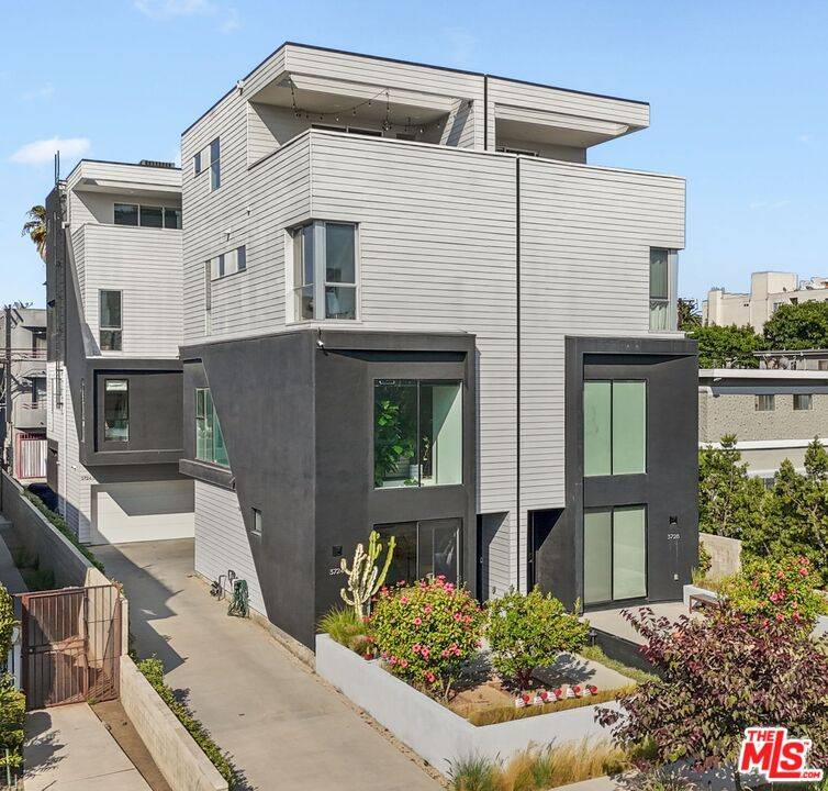 3724   Vinton Ave 3BR La