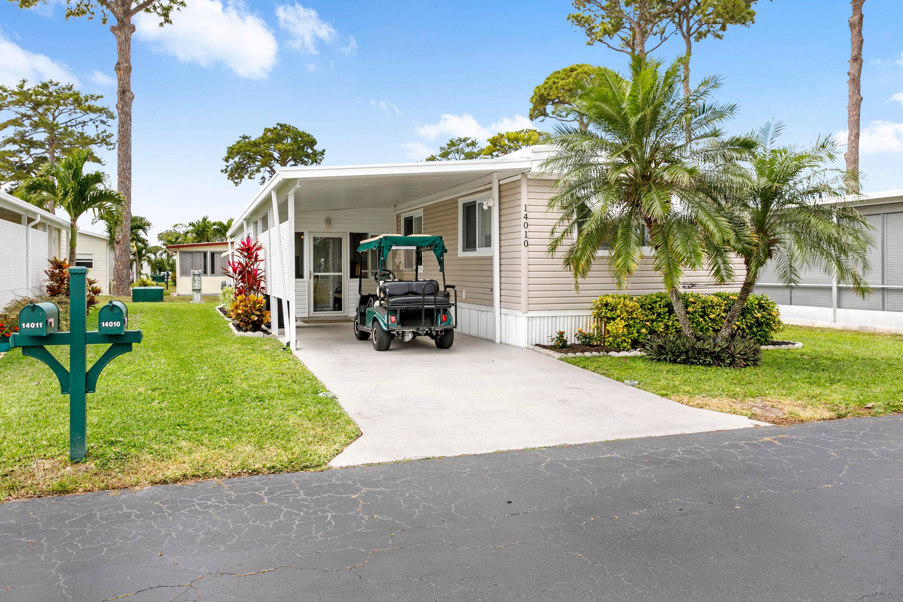 Beautifully Renovated 2 Bed, 2 Bath Home in Sought After Gated Community !
