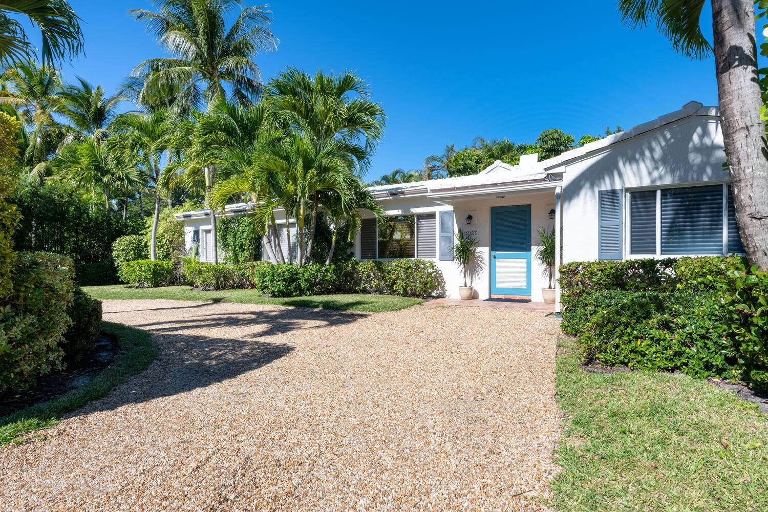 Quintessential Palm Beach cottage !