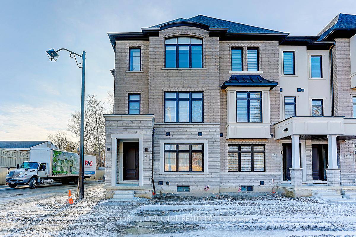 Archetto town by Marlin Spring, END UNIT, Brand New Luxury Townhome in Prime Woodbridge Location, at Pine Valley and Major Mackenzie, this brand new end unit townhome offers the perfect ...