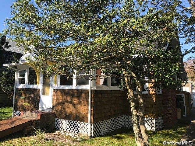 This Home is Available To Rent Weekly For 5, 000 NOT a month.