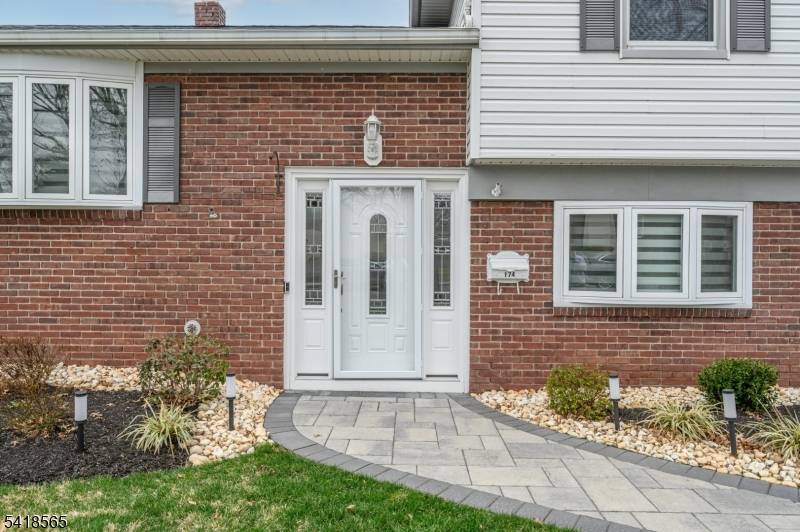 Beautiful 3 Bed 2 Bath Turn Key Split w 1 Car Garage is sure to impress !