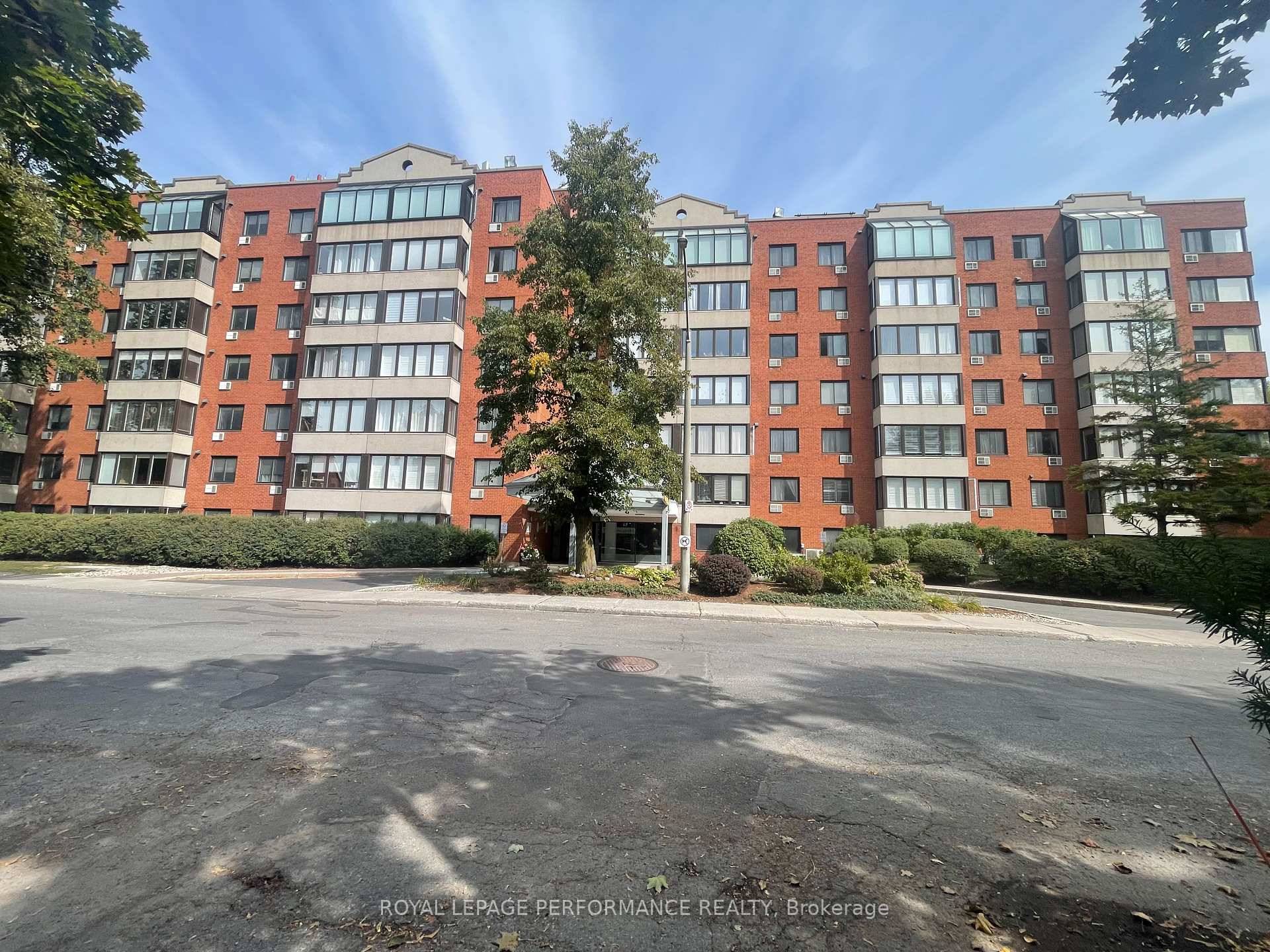 Lifestyle, very affordable, convenient location.