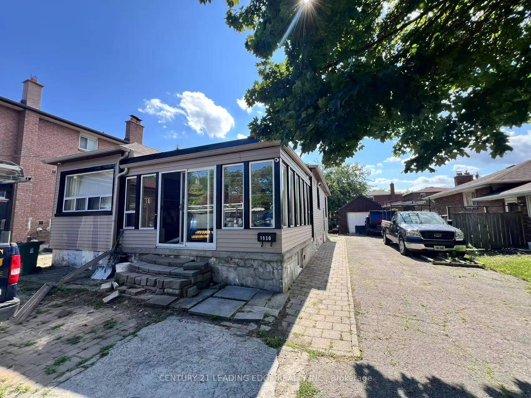 Separate Entrance Basement 3 Bedroom Unit.