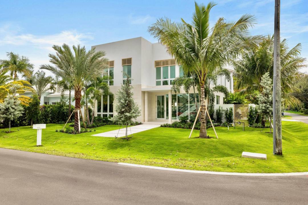 A Rare Opportunity to Own Brand New, Turn Key Luxury in East Delray.