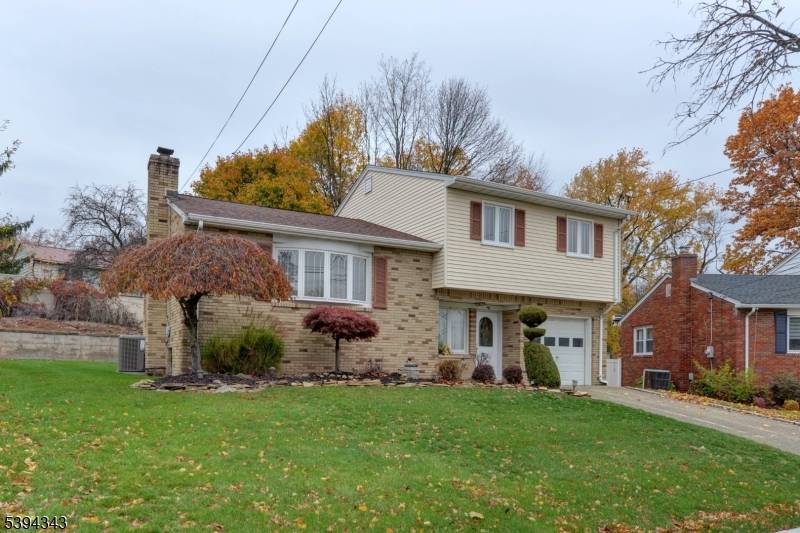 Welcome home to Your move in ready split level property on Lot 6098.