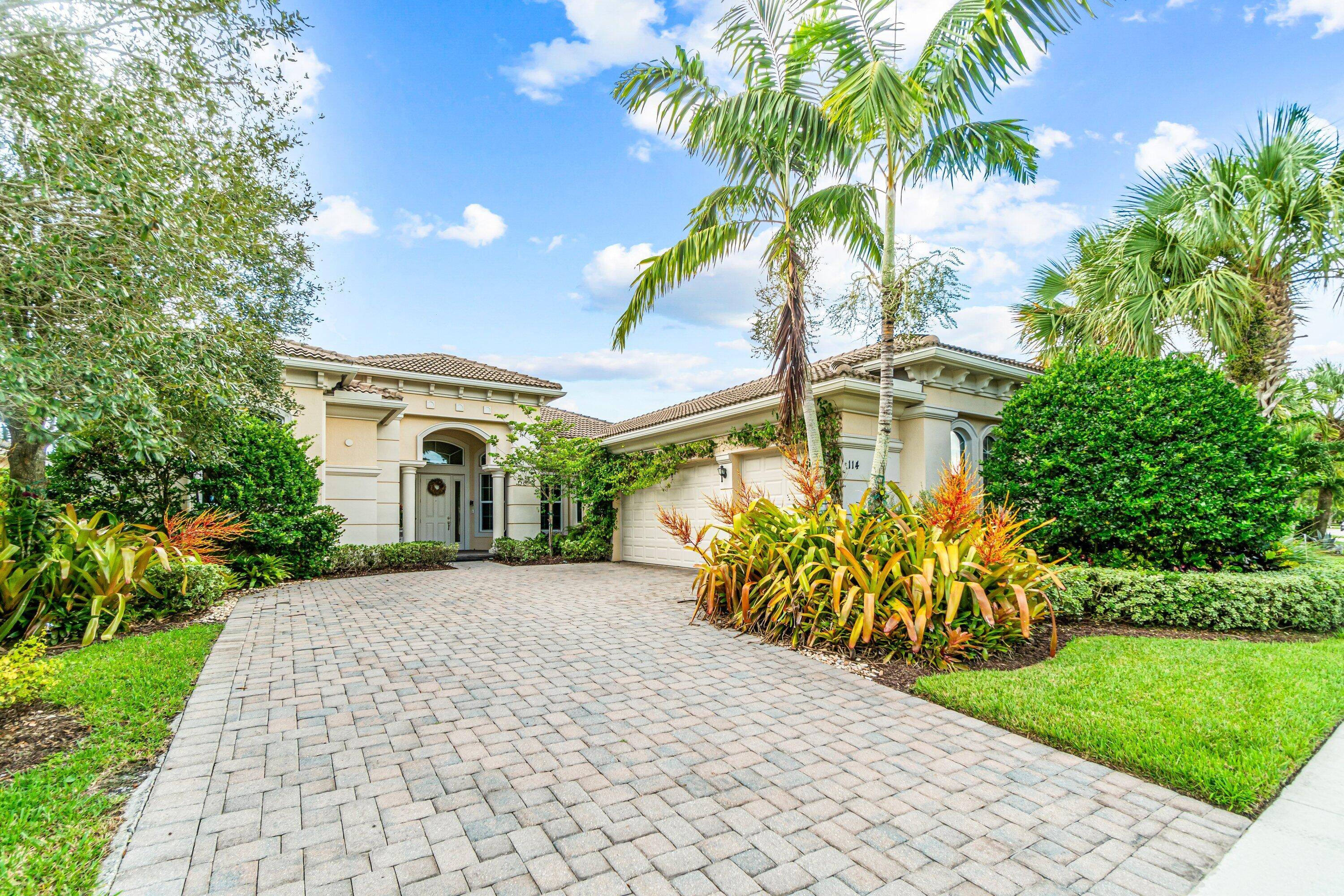 Stunning 4 Bedroom, 4 Bath Pool Home with 3 Car Garage in Jupiter Country Club Available for rent in the prestigious, gated community of Jupiter Country Club, this elegant residence ...