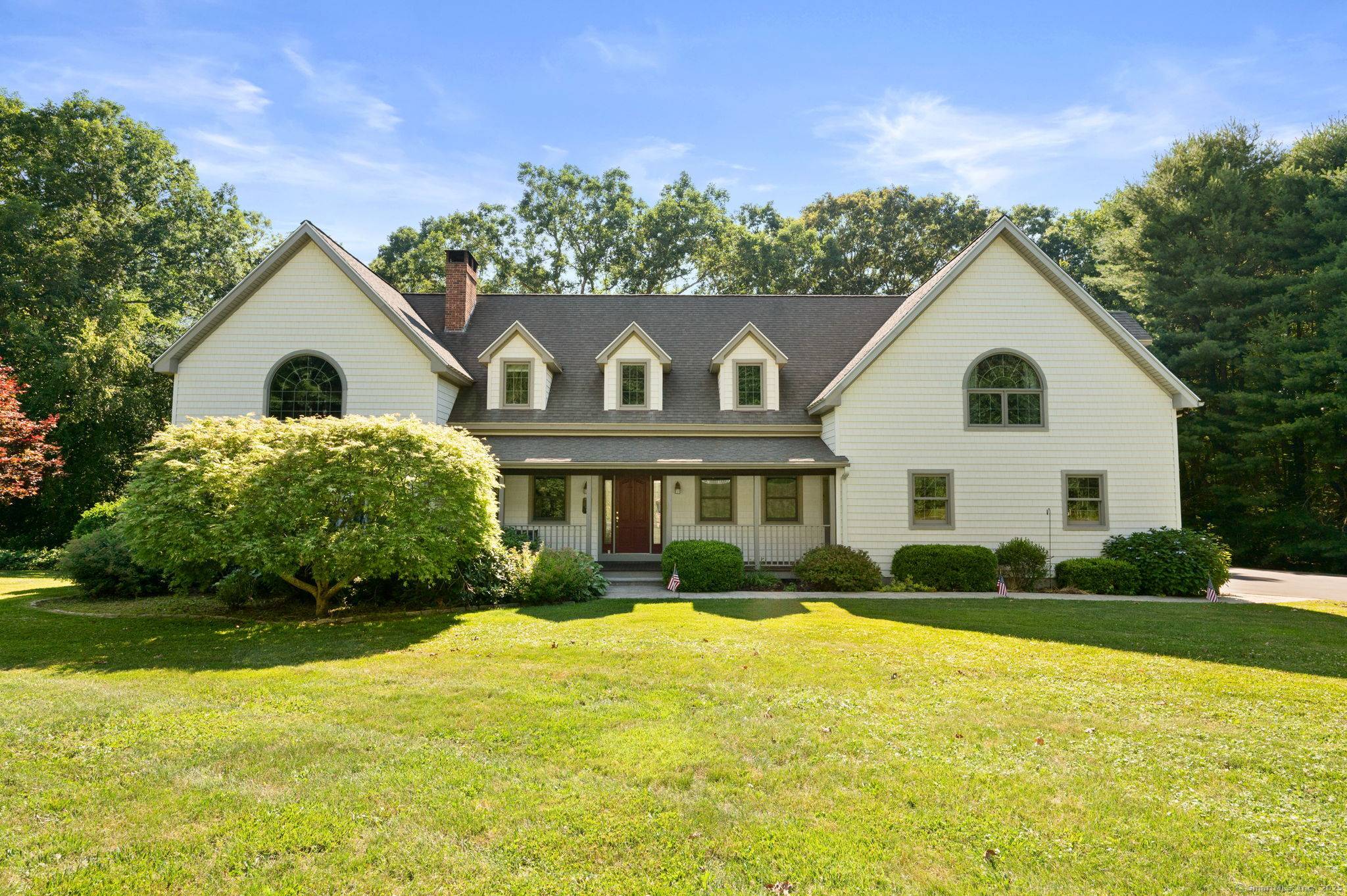 Sleek and striking, this breathtaking Post and Beam custom timber frame contemporary offers a unique blend of rustic charm and modern luxury.