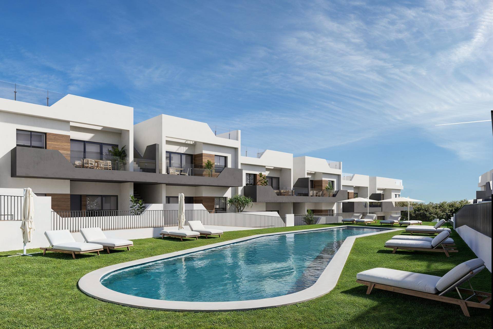 NEW BUILD BUNGALOW APARTMENTS IN SAN MIGUEL DE SALINAS New Build residential complex of bungalows in San Miguel del Salinas.