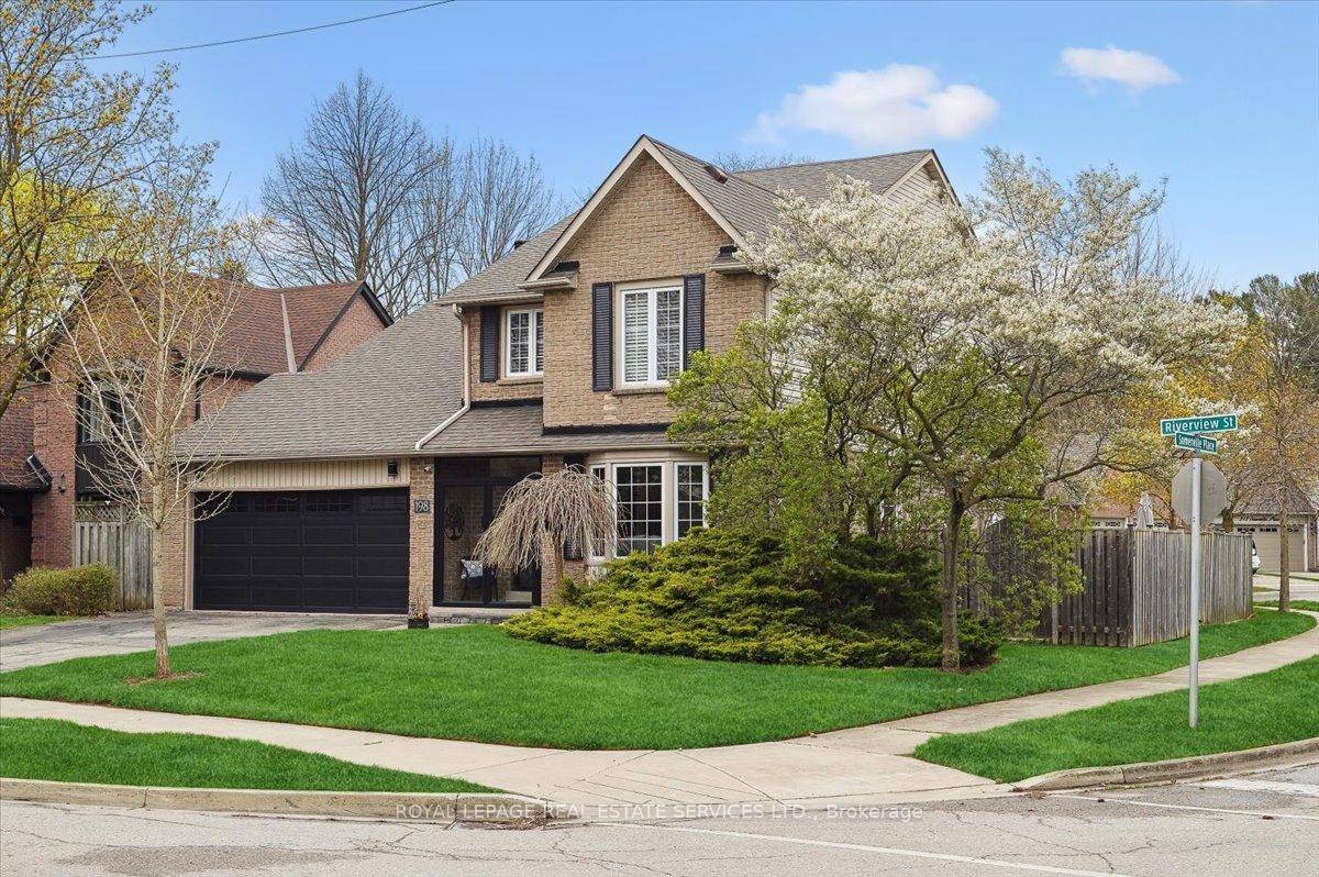 Welcome to this impeccably maintained two storey home, ideally nestled in a family friendly neighbourhood just moments away from the serene lake and the vibrant heart of Bronte Village.