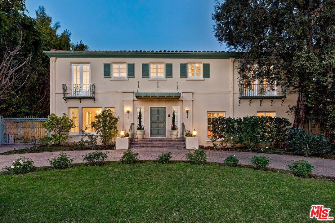 502  N Palm Dr 5BR Beverly Hills Post Office | B.H.P.O. La