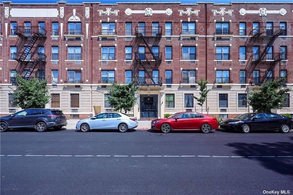 Welcome to this charming co op unit located in the heart of Kensington, Brooklyn.