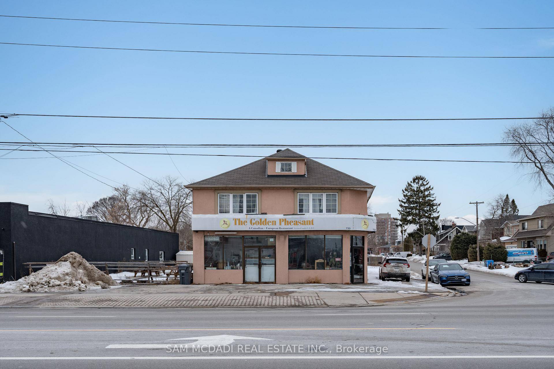 A prime opportunity awaits in the desirable Lakeview community of Mississauga !