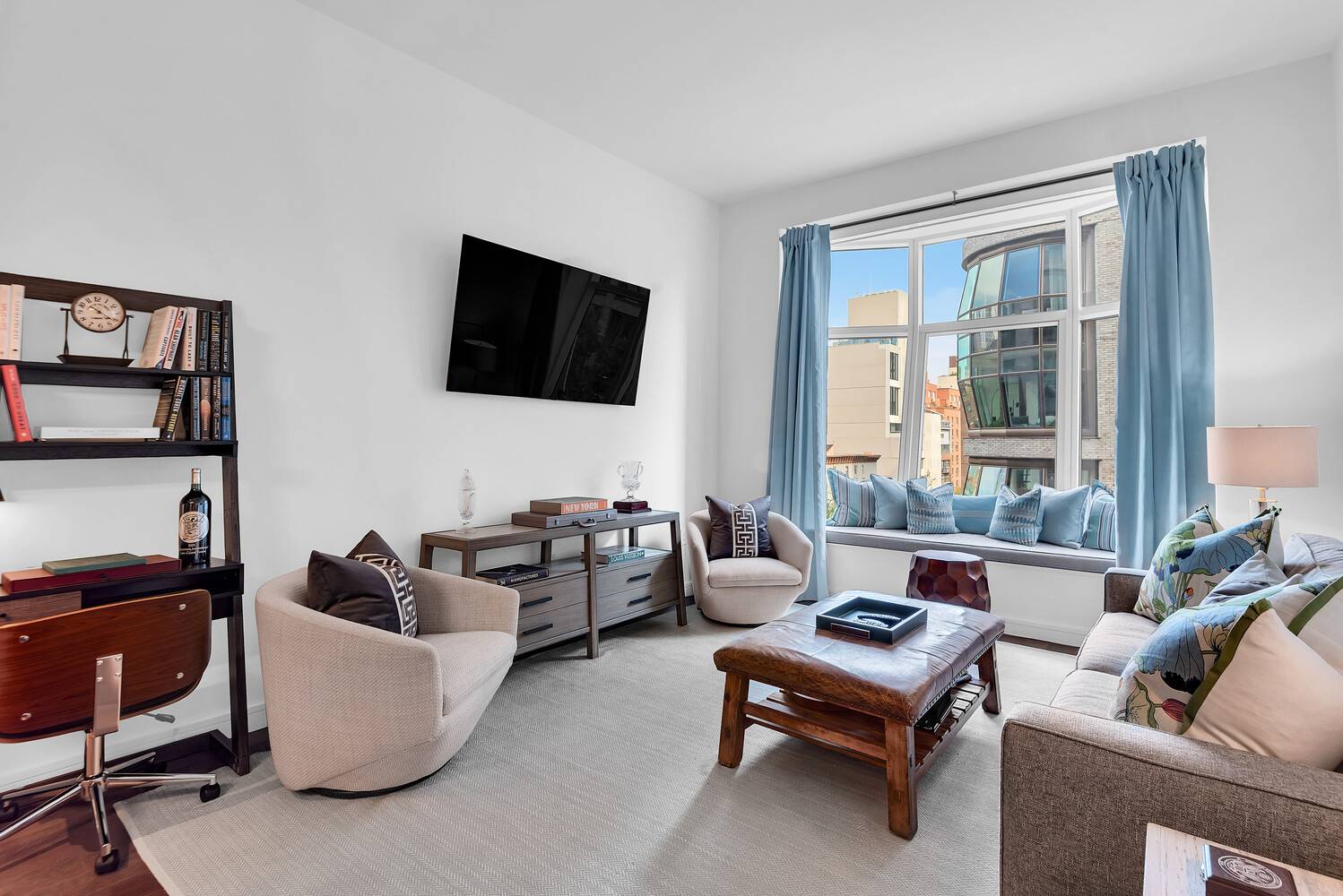 Welcome to 515 West 18th Street, Residence 603 an exquisite one bedroom, one bathroom home located in the iconic Lantern House, a striking architectural landmark designed by Thomas Heatherwick.