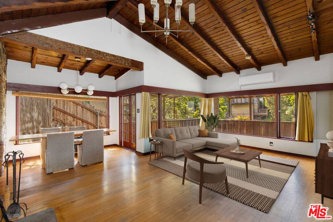 6933   Vanland Trl 3BR Hollywood Hills East La