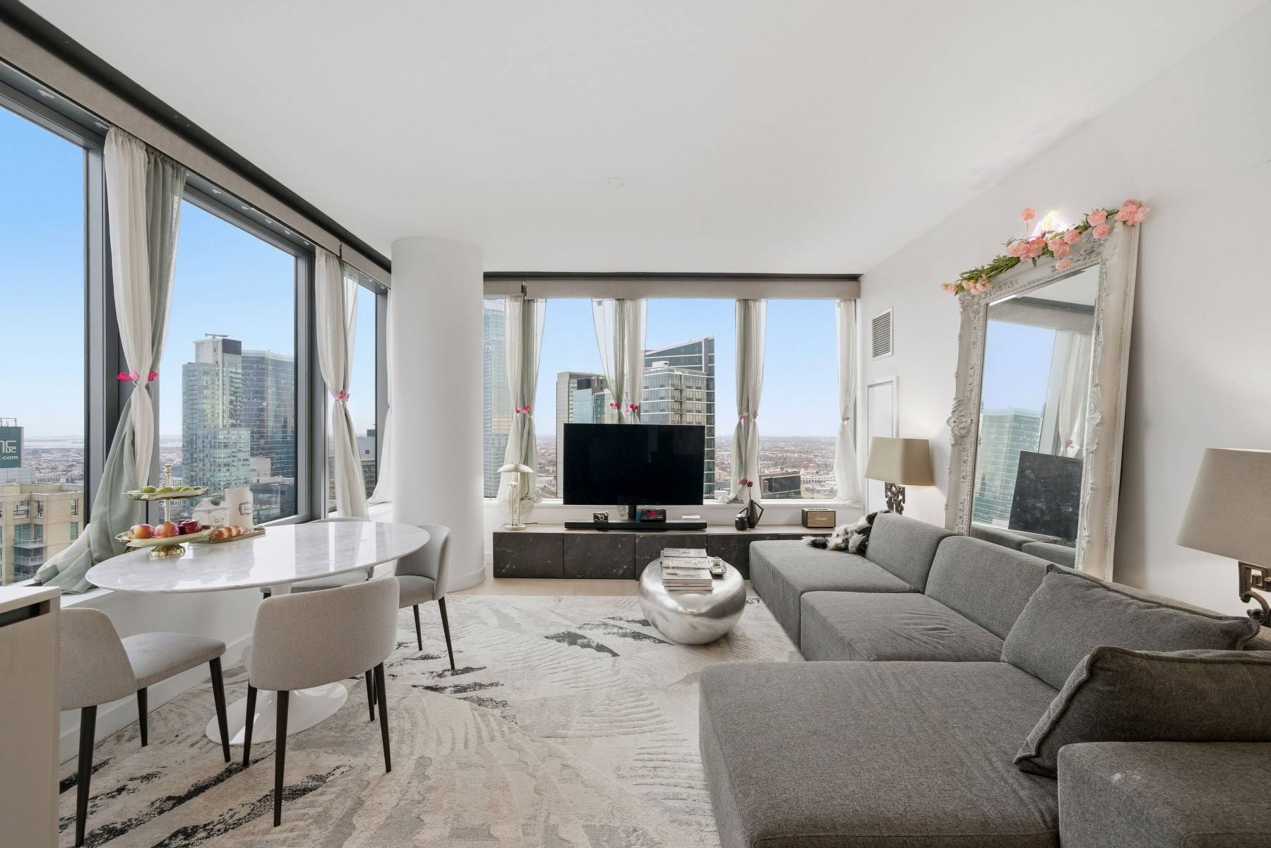 Welcome to Skyline Tower, Queens' tallest condo building at 67 stories.