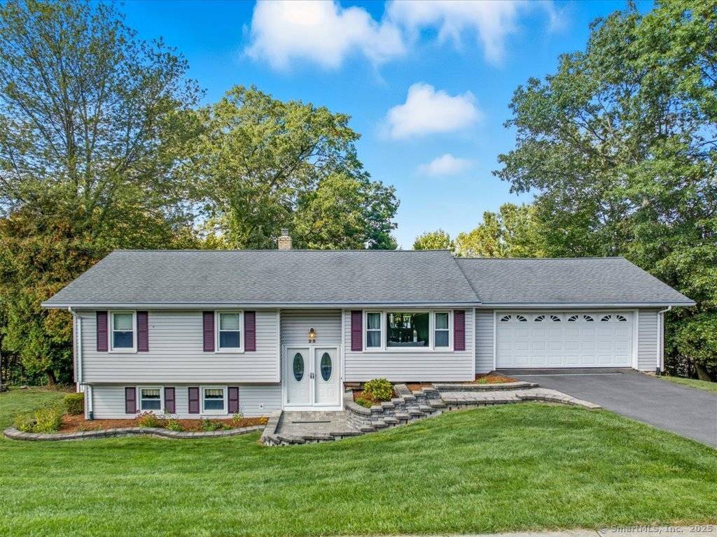 Welcome to this beautifully maintained Ranch style home offering the perfect blend of comfort, flexibility, and space.