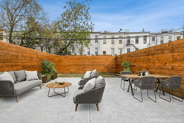 PLEASE INQUIRE ABOUT OUR PRICING STRUCTURE Enter this HUGE beautifully renovated 3 bed, 2 bath duplex home.