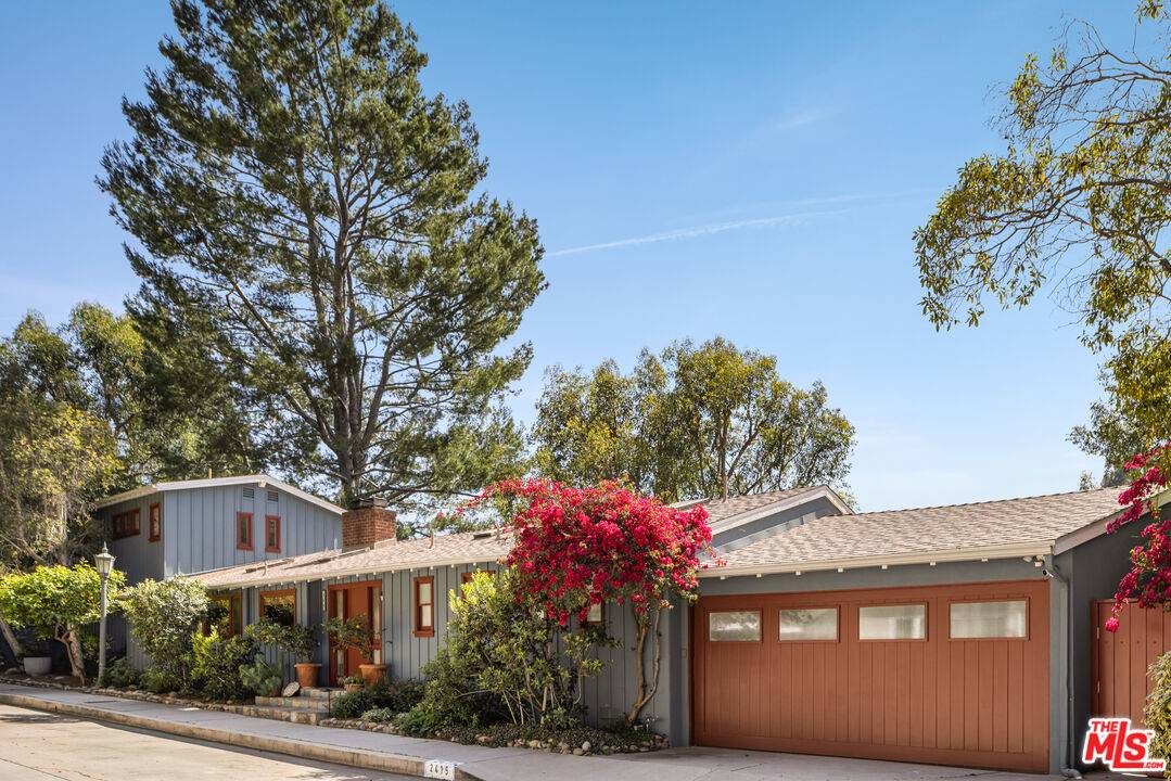 2415   Castilian Dr 5BR Hollywood Hills East La
