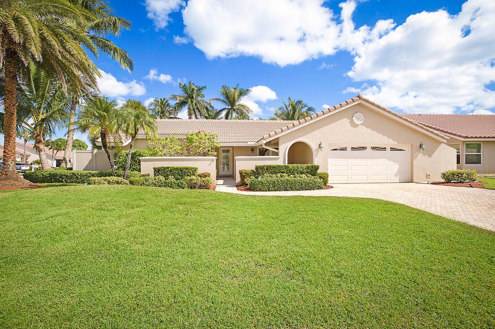 Entertain glamorously in your private, tropical oasis featuring a ''resort style'' heated salt chlorinated pool in ground spa on an oversized.