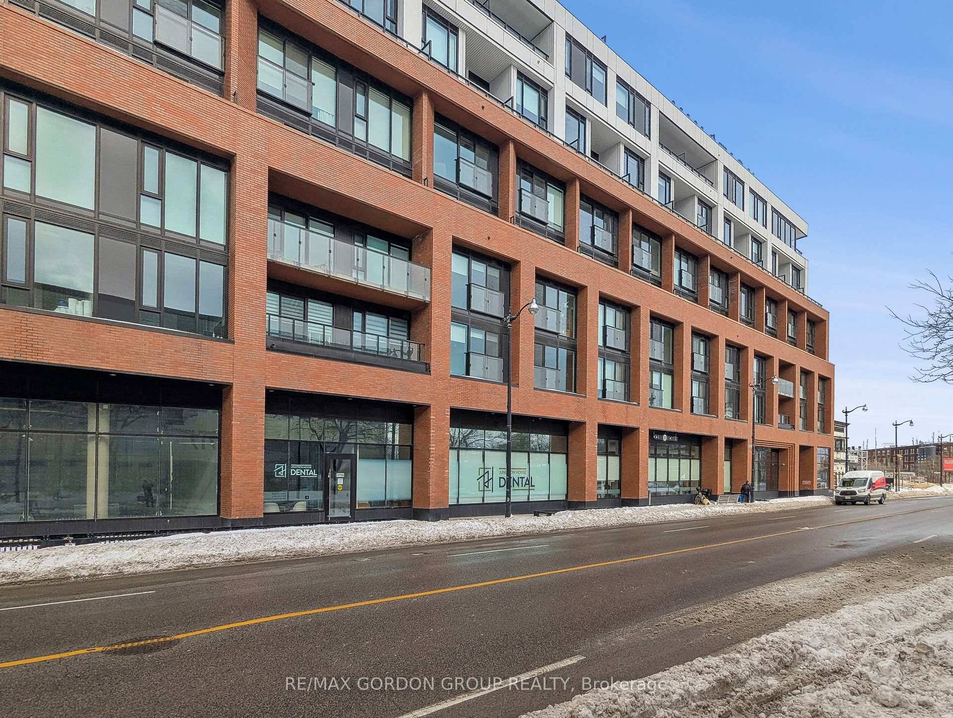 Step into stylish urban living at Junction House, located in the heart of Toronto's vibrant Junction neighbourhood.