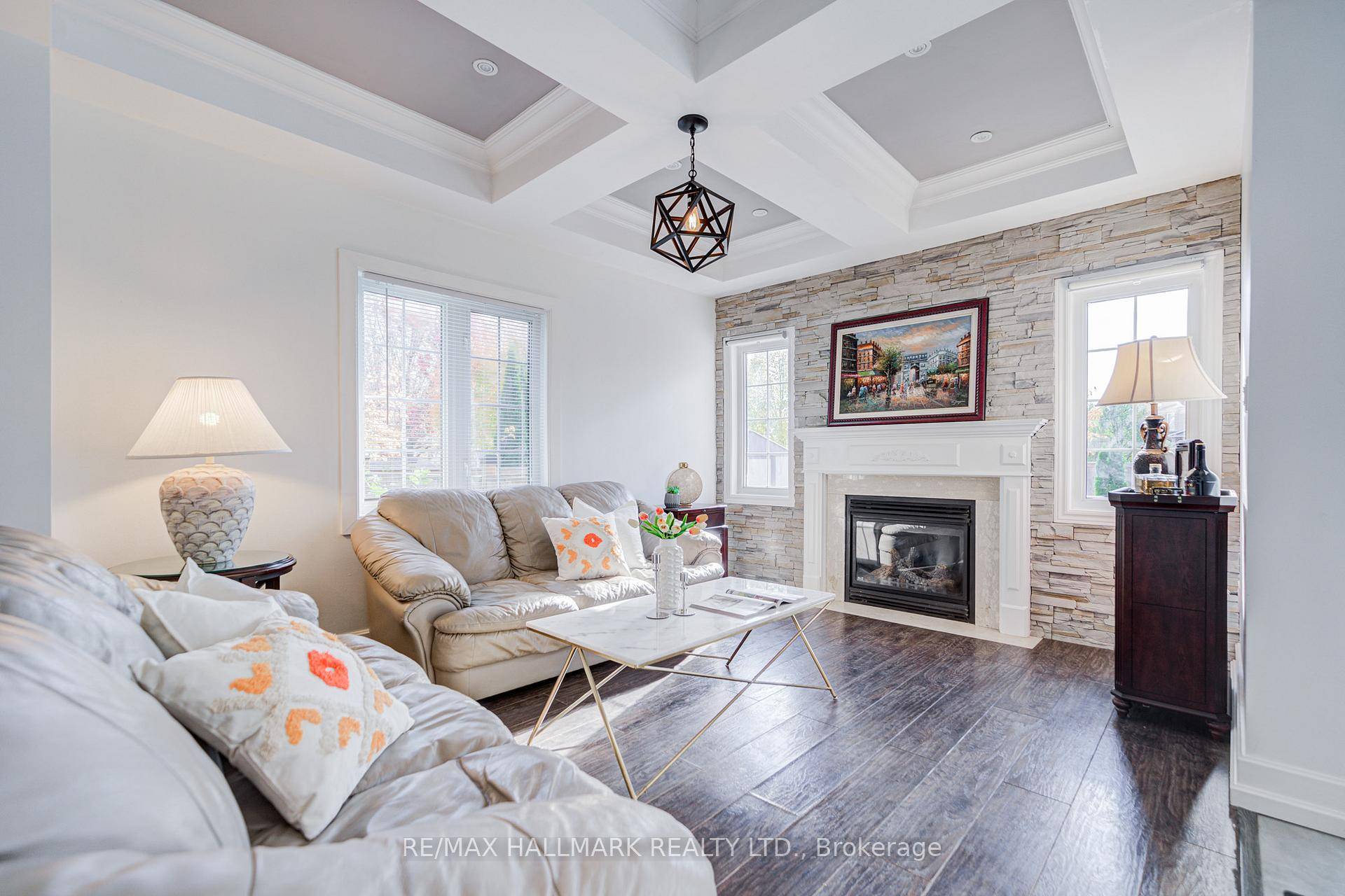 A rare combination of space, comfort, and lifestyle !