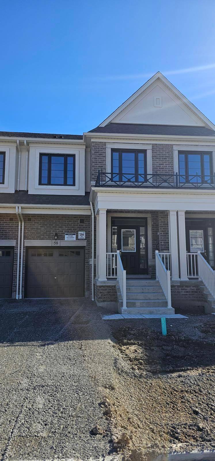 Townhouse In Desirable area of Whitby !