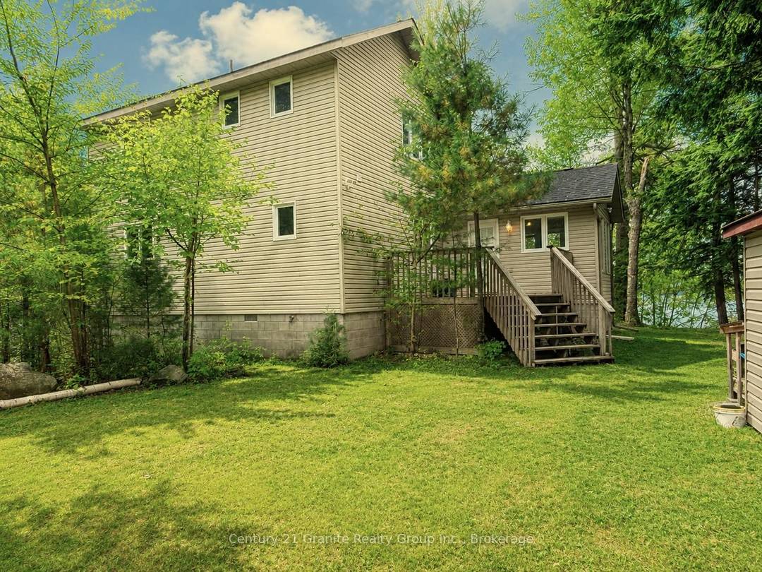 Welcome to one of Redstone Lake's most exclusive waterfront offerings.