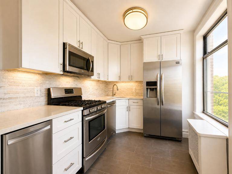 Located in a Classic Pre War Doorman building directly on Riverside Drive.