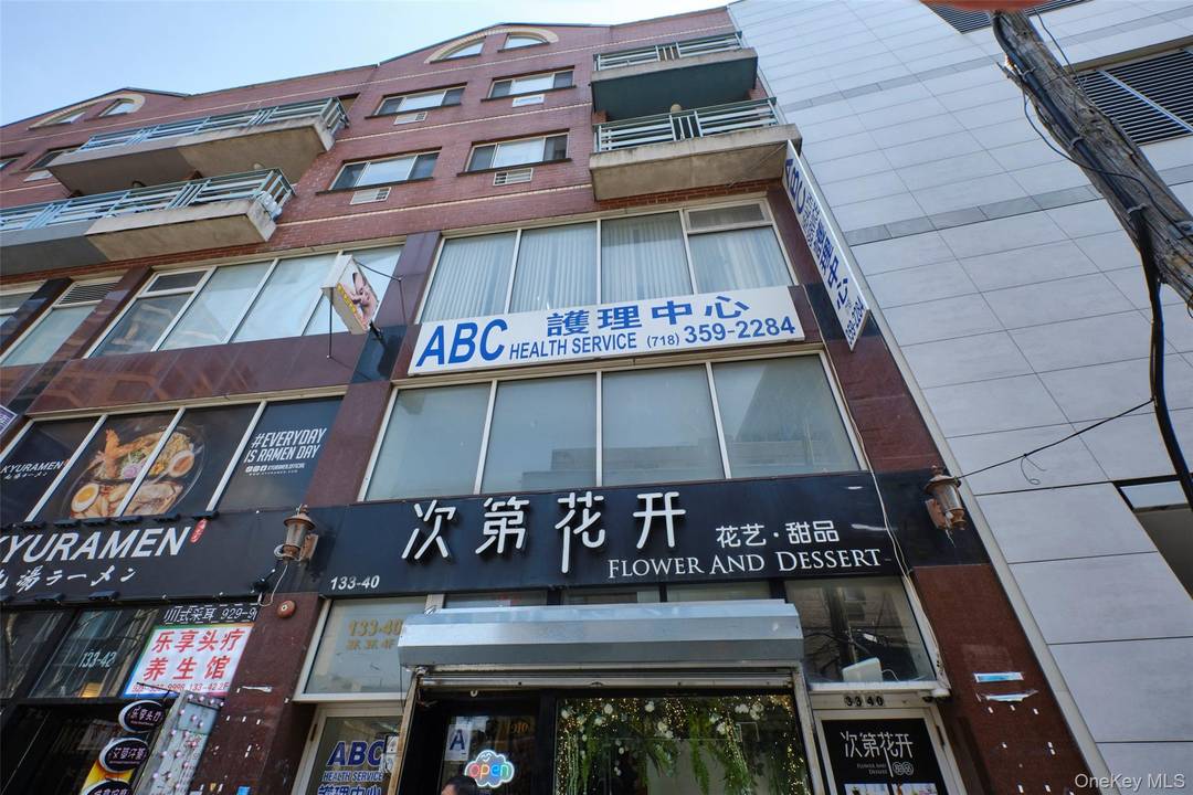 Prime Mixed Use Investment in the Heart of Downtown Flushing A rare opportunity to acquire a fully leased with the exception of the basement mixed use building in one of ...