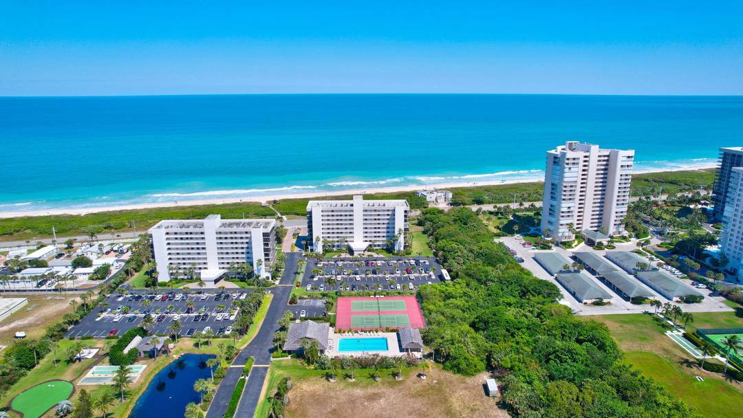 Enjoy stunning Atlantic Ocean views from Bryn Mawr Ocean Towers, Unit 702, a well designed 2 bedroom, 2 bath coastal residence on the seventh floor.