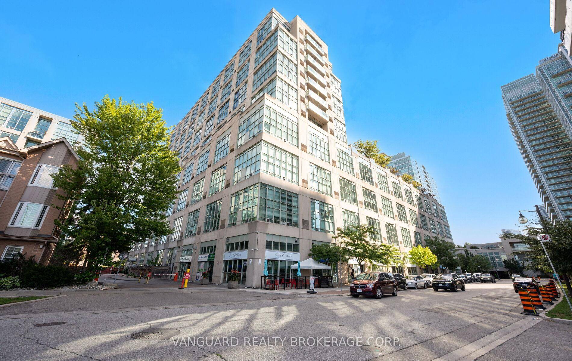 Welcome 250 Manitoba St 619, a professionally designed 2 level loft, featured in House amp ; Home Magazine 2021 and fully renovated from top to bottom in 2020.