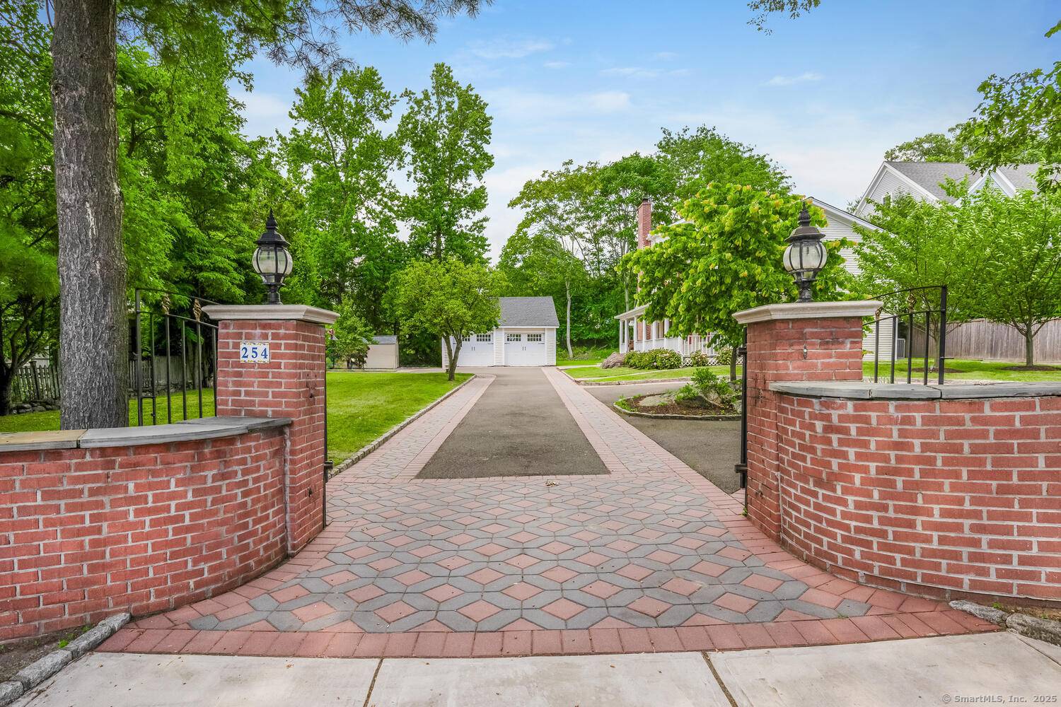 Located in the highly sought after Noroton Heights neighborhood of Darien, this move in ready 6 bedroom with 5.