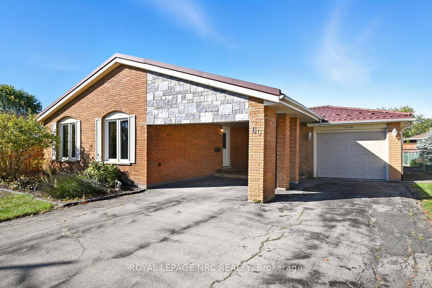 Welcome to 69 Elmvale Crescent, one of Port Colbornes' most desirable and well established neighbourhoods.